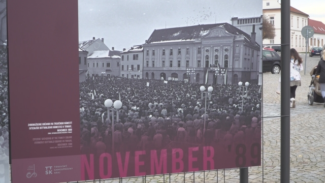 Pripomenuli sme si november 1989