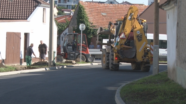 Rekonštrukcia na ulici Pri potoku pomaly finišuje